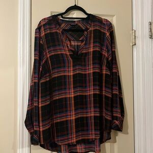 WOMEN’S V NECK BLOUSE 1X